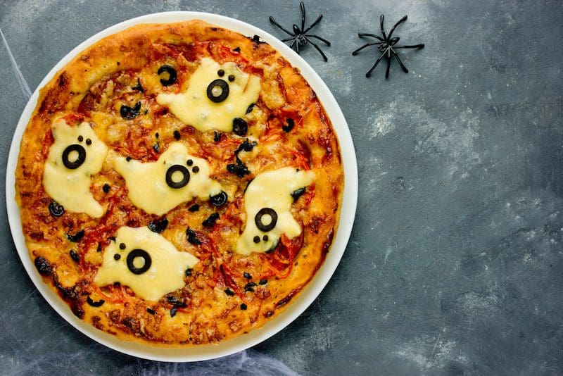 Halloween pizza 